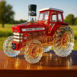 Traktor formájú üveg whisky